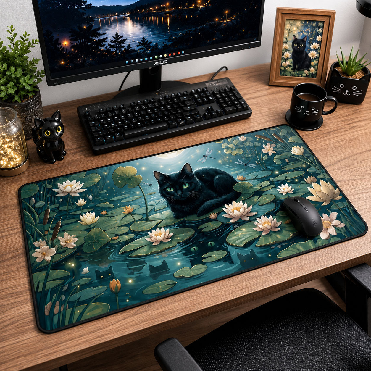 Black Cat In Pond Desk Mat GFTOPND1359